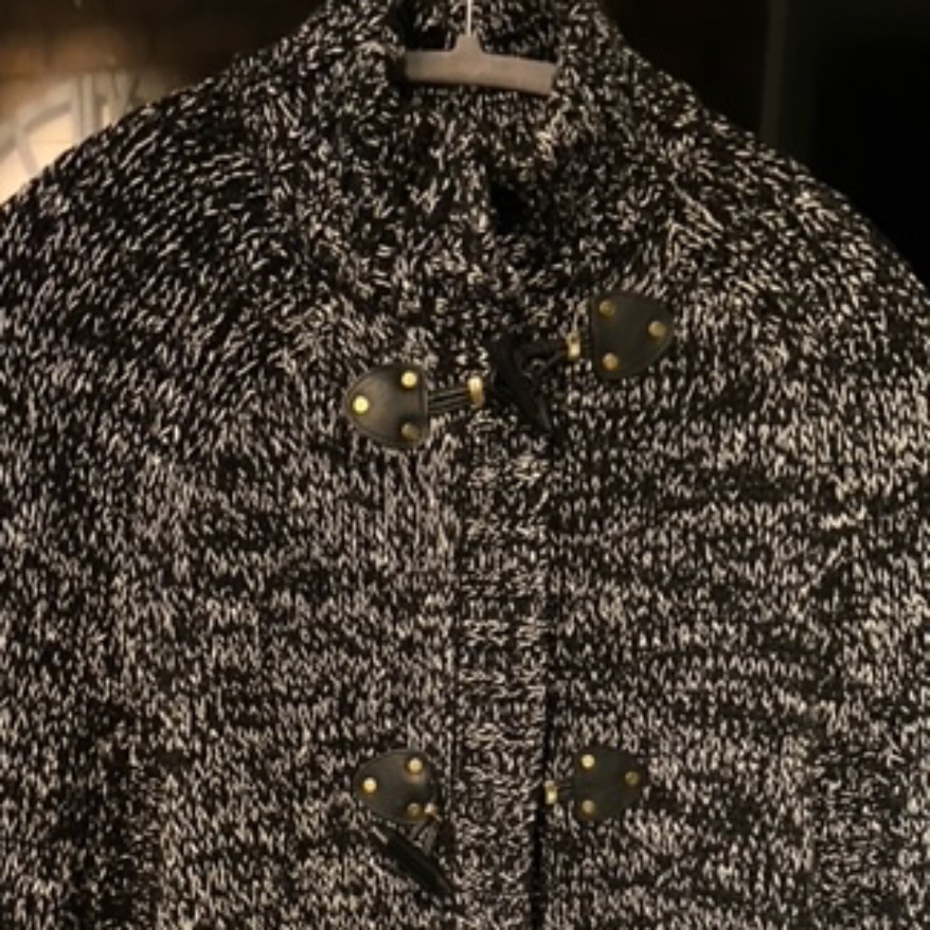 Michaels Kors  Poncho  Black  White  Like New